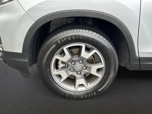 Used 2023 Honda Passport TrailSport image 11