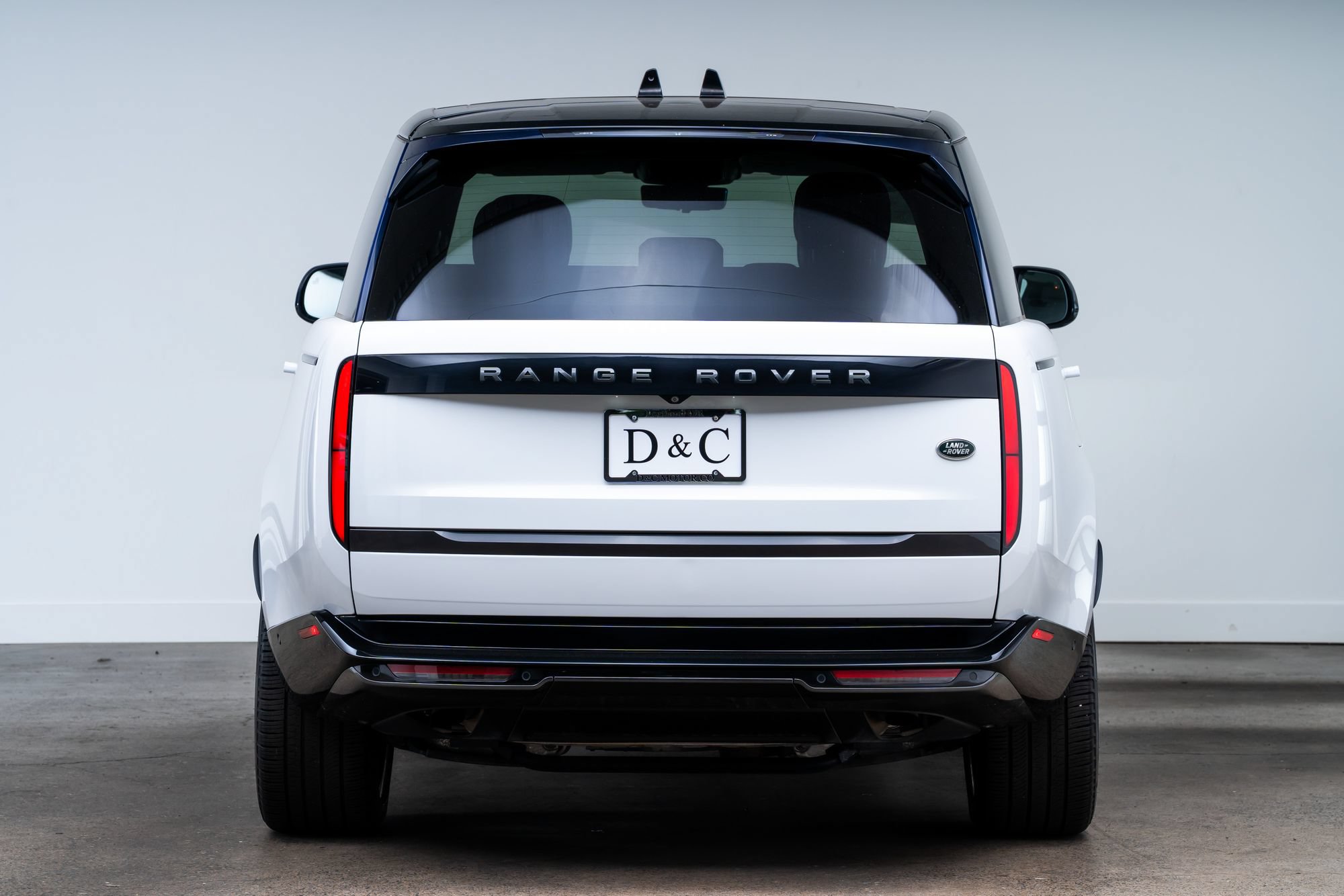 Used 2022 Land Rover Range Rover SE AWD/4WD image 6