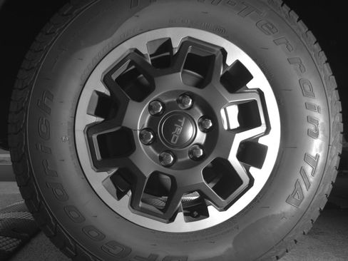 Used 2025 Toyota Tacoma TRD Off-Road image 12