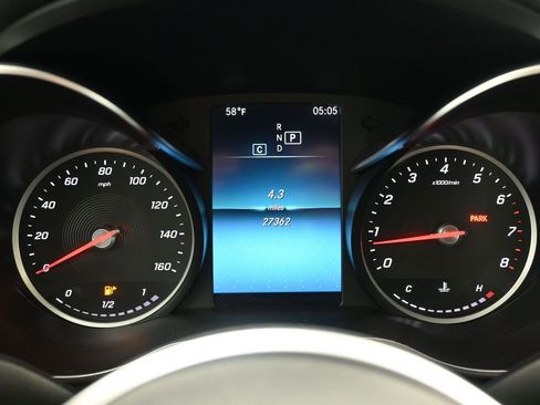 Used 2020 Mercedes-Benz C 300 Sedan w/ Premium Package image 9