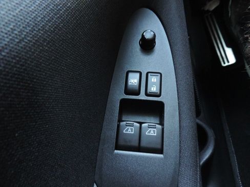 Used 2025 Nissan Z Sport w/ Floor Mat Package RWD image 25