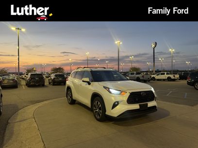 Used 2020 Toyota Highlander XLE