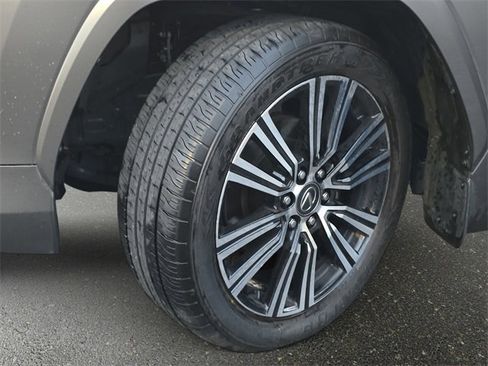 Used 2024 Lexus LX 600 4WD w/ Luxury Package image 37