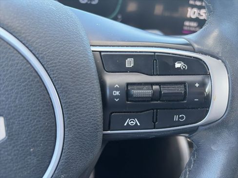 Used 2023 Kia Sportage EX image 21