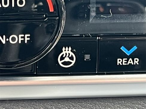 New 2026 Nissan Rogue Platinum image 28