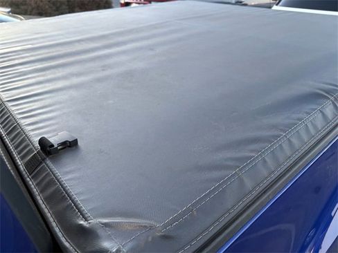 Used 2022 Toyota Tacoma TRD Off-Road image 15