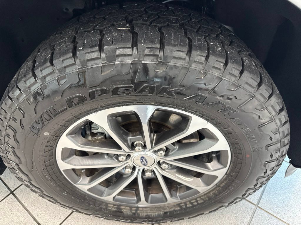 Used 2021 Ford Expedition Max Limited AWD/4WD image 22