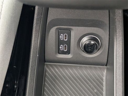 Used 2025 MINI Cooper 2-Door Hardtop image 25