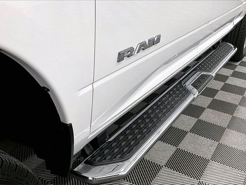 Used 2024 RAM 2500 Big Horn image 29