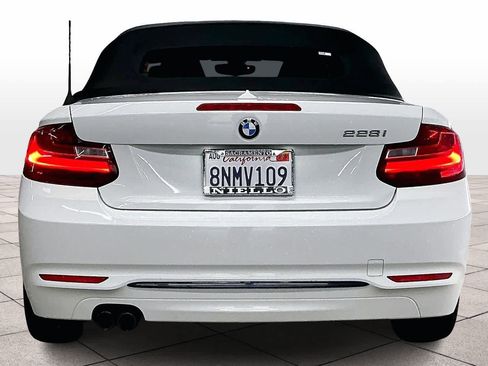 Used 2016 BMW 228i Convertible image 3