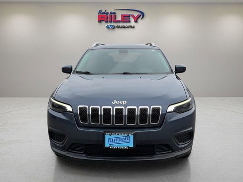 Used 2020 Jeep Cherokee Latitude w/ Cold Weather Group image 8