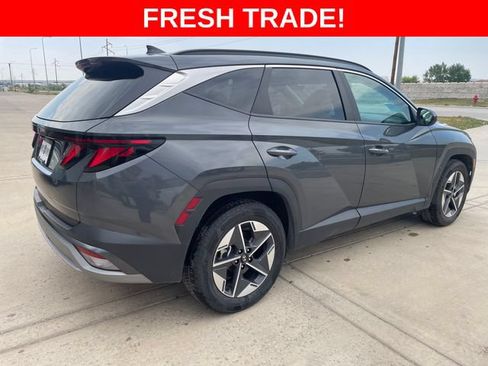 Used 2025 Hyundai Tucson SEL FWD image 5