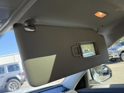 Used 2019 Volkswagen Atlas SEL image 28