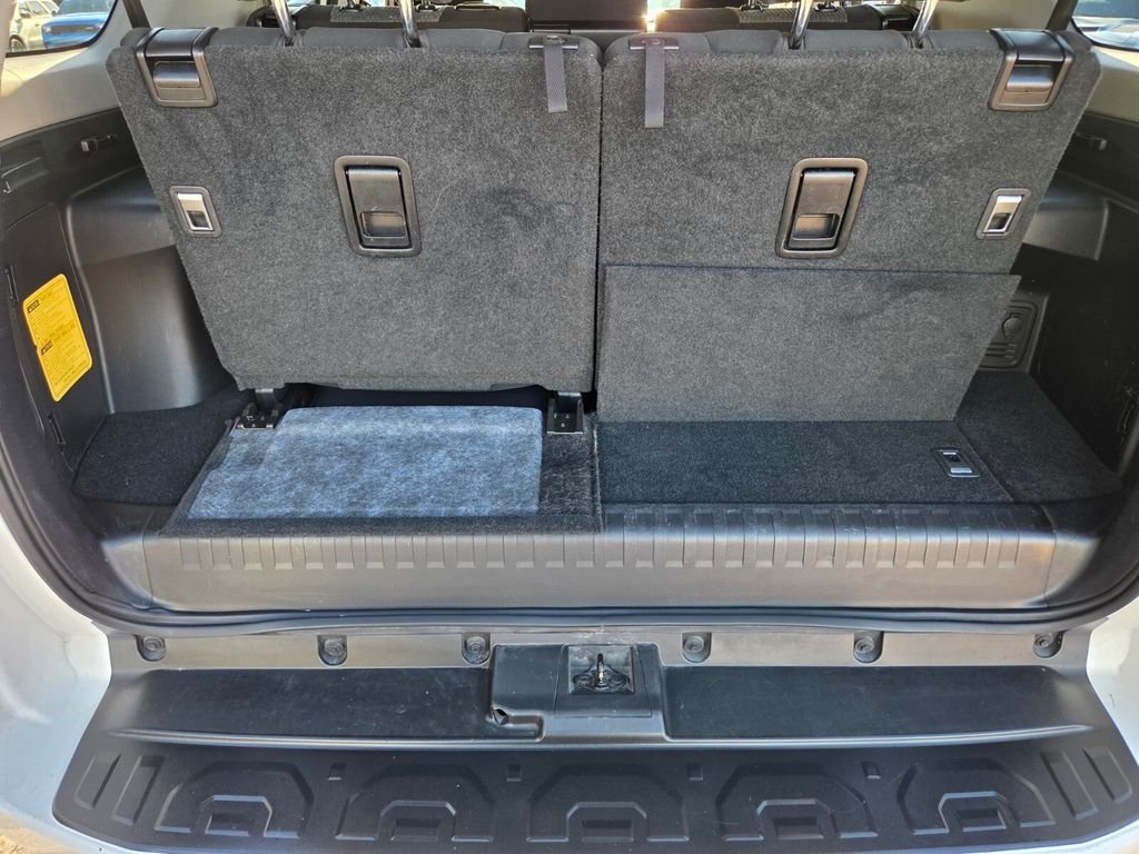 Used 2021 Toyota 4Runner SR5 RWD image 17