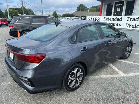 Used 2019 Kia Forte LXS image 4