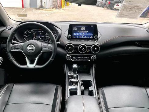 Certified 2022 Nissan Sentra SR w/ SR Premium Package image 14