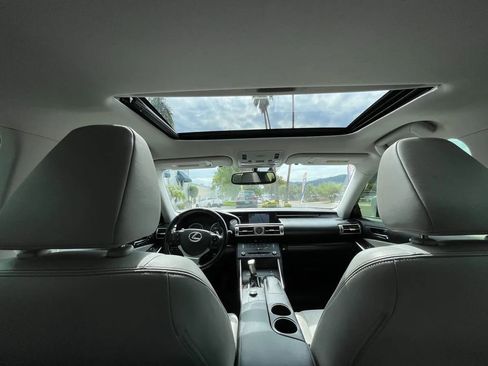 Used 2015 Lexus IS 250 AWD image 17