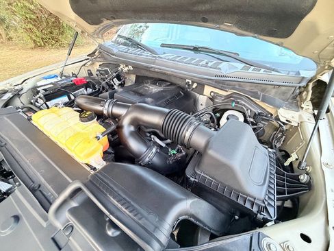 Used 2018 Ford F150 XLT w/ Equipment Group 302A Luxury image 35