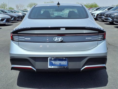 New 2026 Hyundai Sonata SE FWD image 4