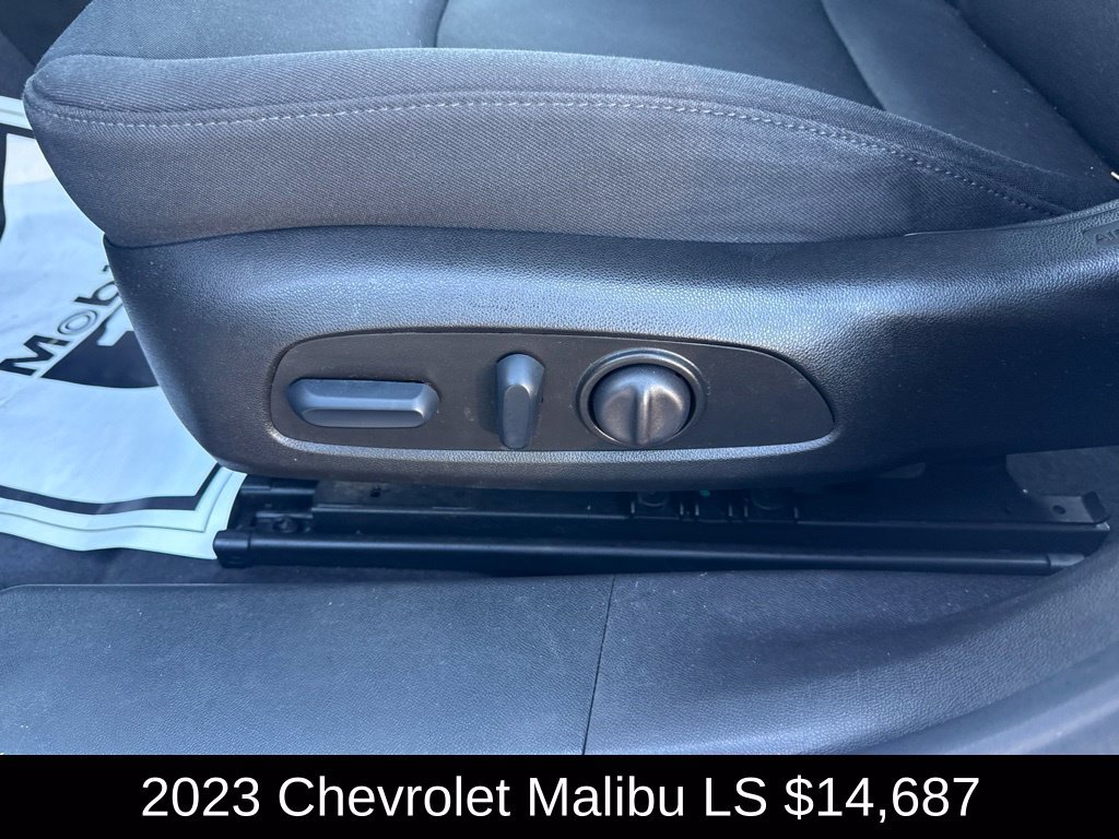 Used 2023 Chevrolet Malibu LS w/ Driver Confidence Package FWD image 12