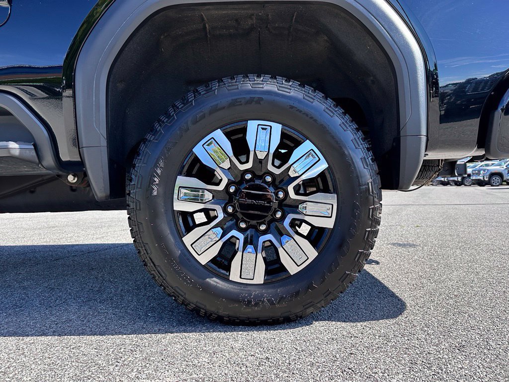 Certified 2024 GMC Sierra 2500 Denali w/ Denali Reserve Package AWD/4WD image 46