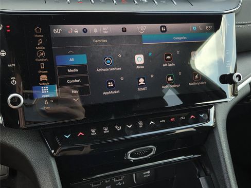 New 2026 Jeep Grand Cherokee L Limited image 12