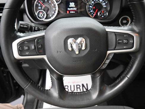 Used 2023 RAM 1500 Big Horn AWD/4WD image 6