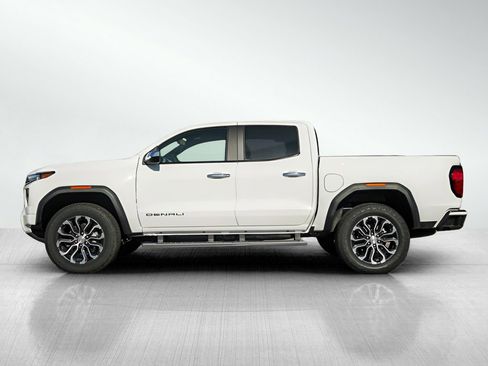 New 2026 GMC Canyon Denali image 4