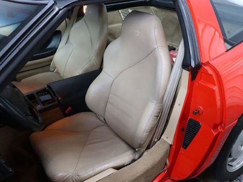 Used 2002 Chevrolet Corvette Convertible w/ Preferred Equipment Group2 RWD image 5