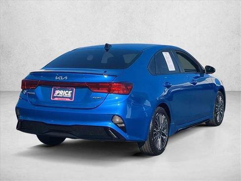 Used 2023 Kia Forte GT-Line w/ GT-Line Premium Package FWD image 5