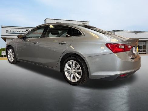 Used 2023 Chevrolet Malibu LT image 3