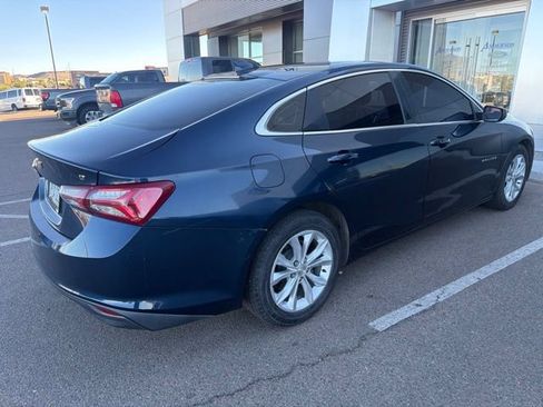 Used 2021 Chevrolet Malibu LT FWD image 3