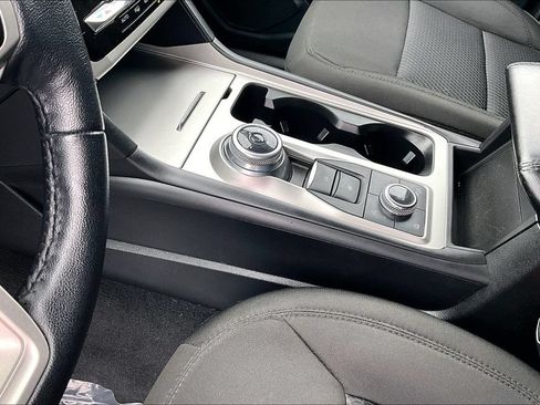 Used 2023 Ford Explorer XLT AWD/4WD image 19