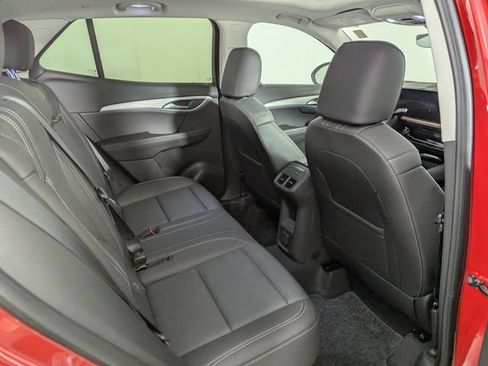 Used 2025 Buick Envision Avenir AWD/4WD image 21