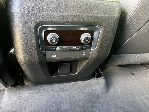 Used 2021 Chevrolet Tahoe LT image 30