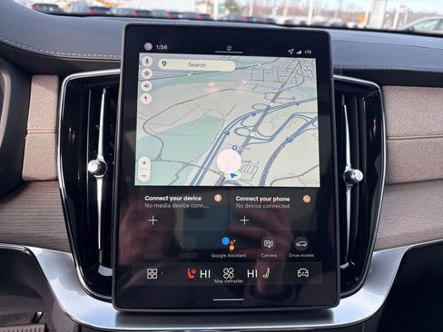 New 2026 Volvo XC90 B6 Plus w/ Protection Package Premier AWD/4WD image 25