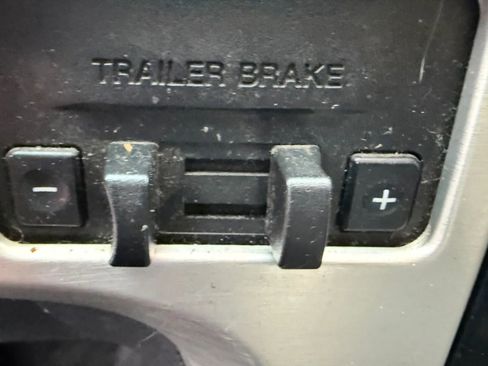 Used 2012 Ford F150 Platinum image 24