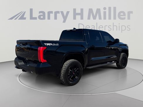 Used 2026 Toyota Tundra Platinum w/ TRD Off-Road Package AWD/4WD image 5