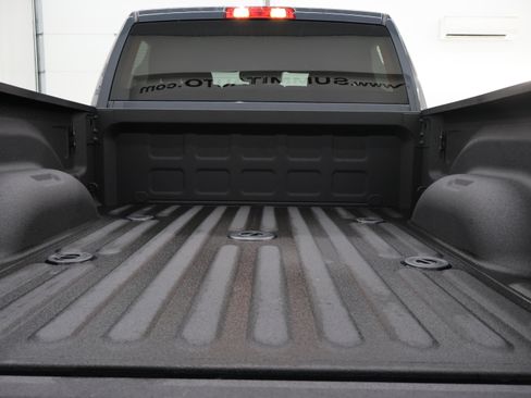 Used 2025 RAM 2500 Big Horn AWD/4WD image 27