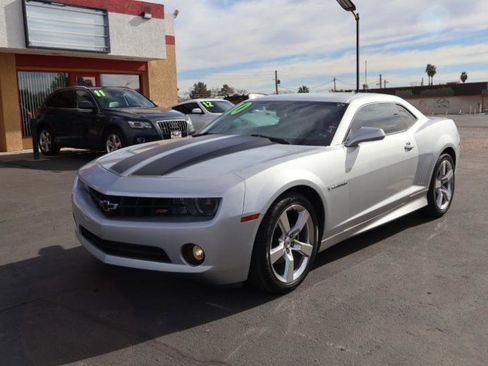 Used 2010 Chevrolet Camaro LT w/ LPO, Ground Effects Package image 3