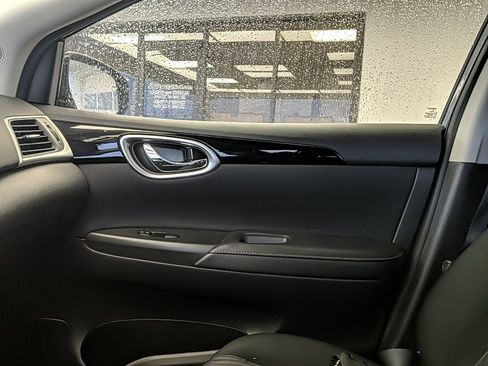 Used 2019 Nissan Sentra SV image 19