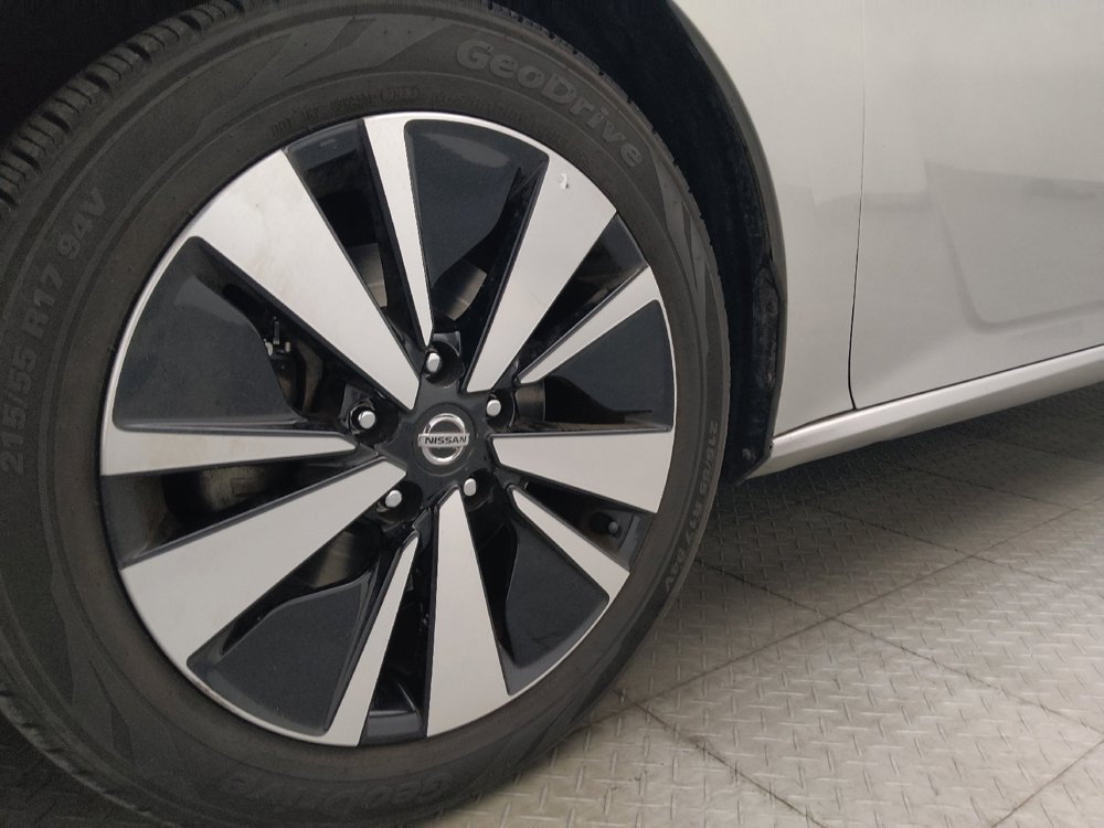 Used 2021 Nissan Altima 2.5 SV FWD image 31