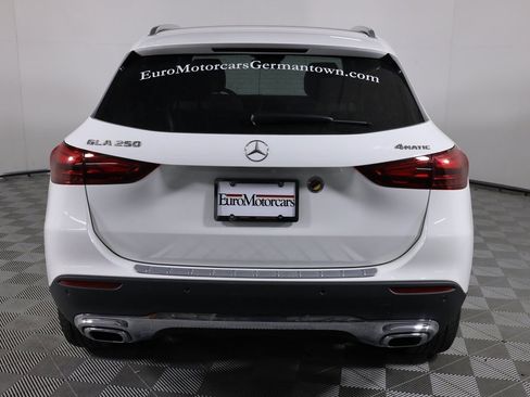 Certified 2026 Mercedes-Benz GLA 250 4MATIC image 11