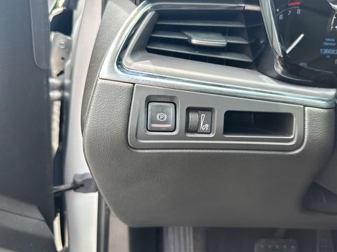 Used 2018 Cadillac XT5 Premium Luxury AWD/4WD image 28