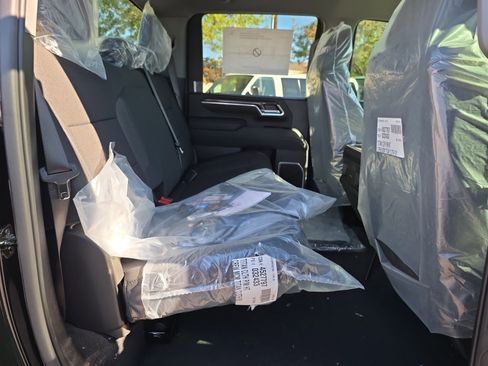 New 2026 Chevrolet Silverado 2500 LT w/ Convenience Package image 31