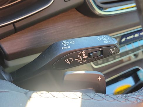 Used 2022 Audi Q5 2.0T Premium w/ Convenience Package image 34