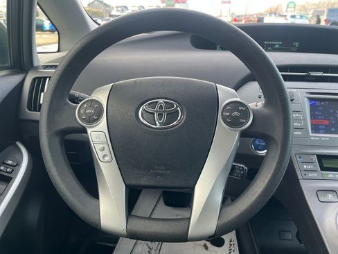 Used 2015 Toyota Prius Three image 15