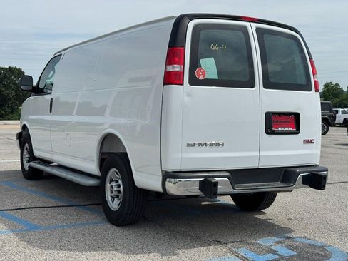 Used 2025 GMC Savana 2500 w/ Driver Convenience Package RWD image 8