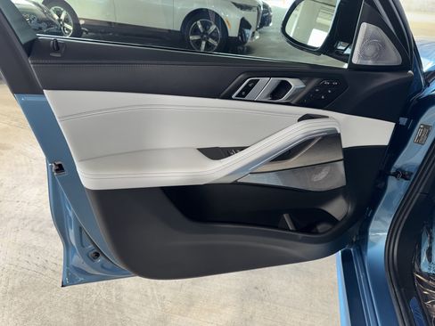 Used 2024 BMW X6 M60i image 17