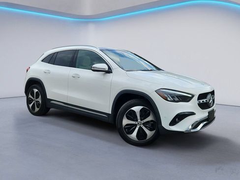 Certified 2026 Mercedes-Benz GLA 250 4MATIC image 2